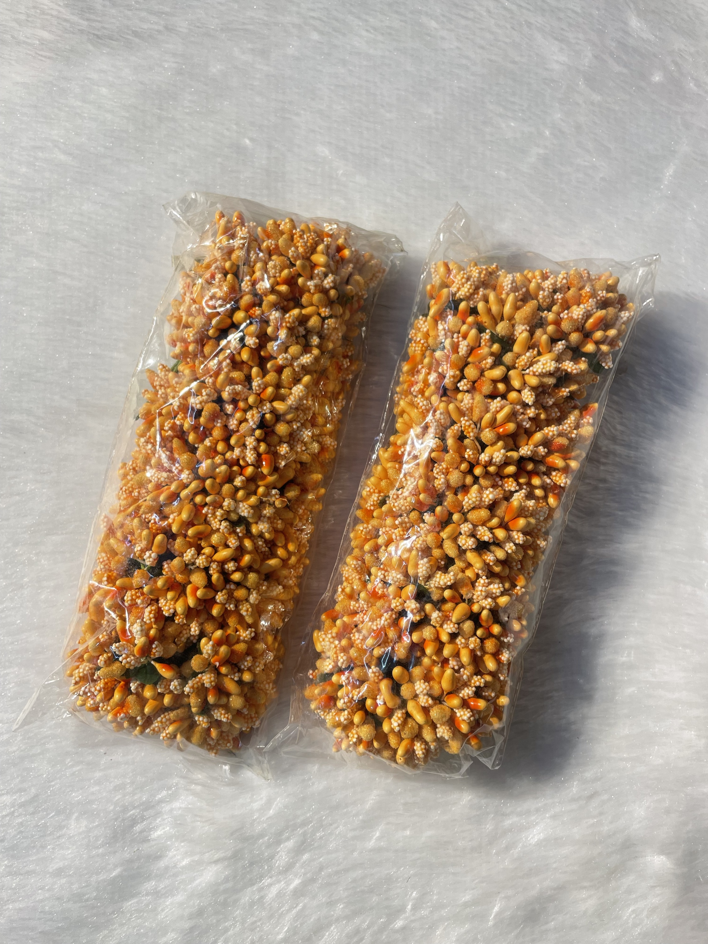 Saffron pollen (1 packet)
12 bunches in 1 pack