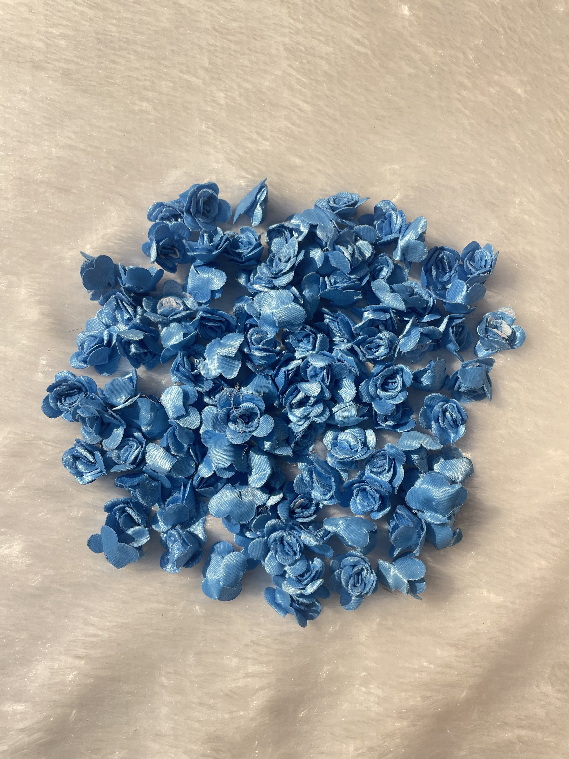 Light Blue Satin flower (100 pieces)