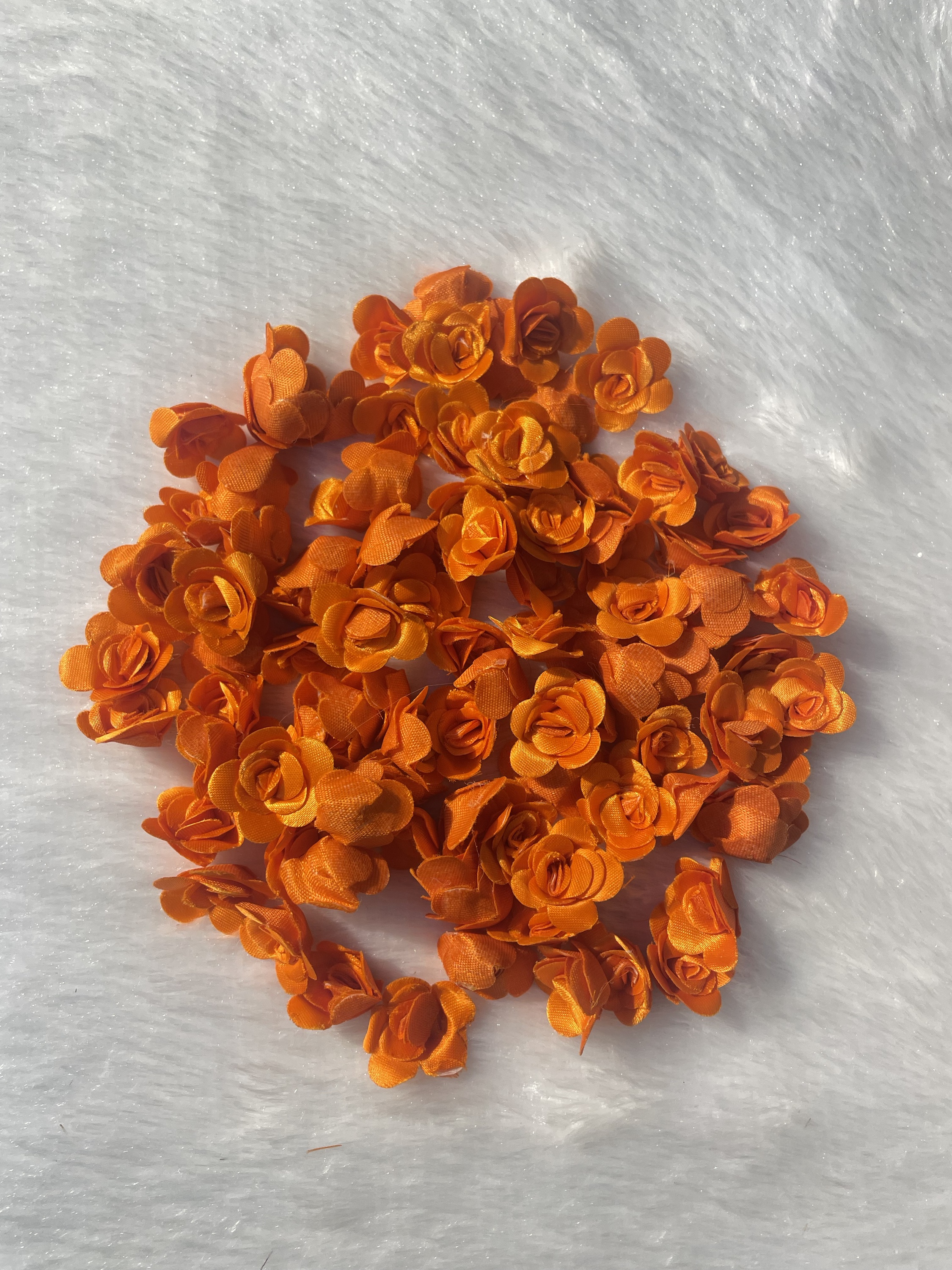 Orange satin flower (100 pieces)