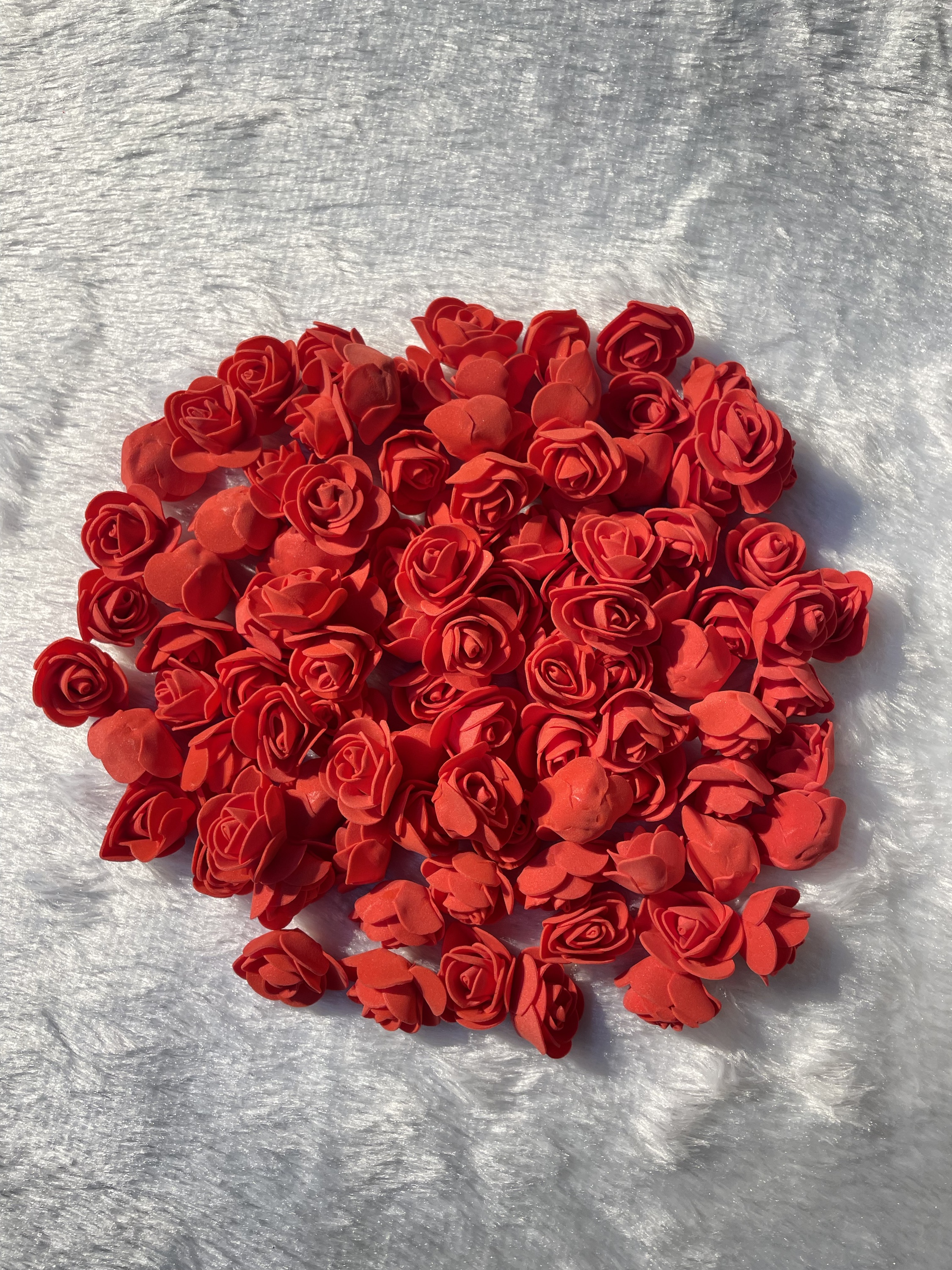 Red foam flower (500 pieces)

size-3cm