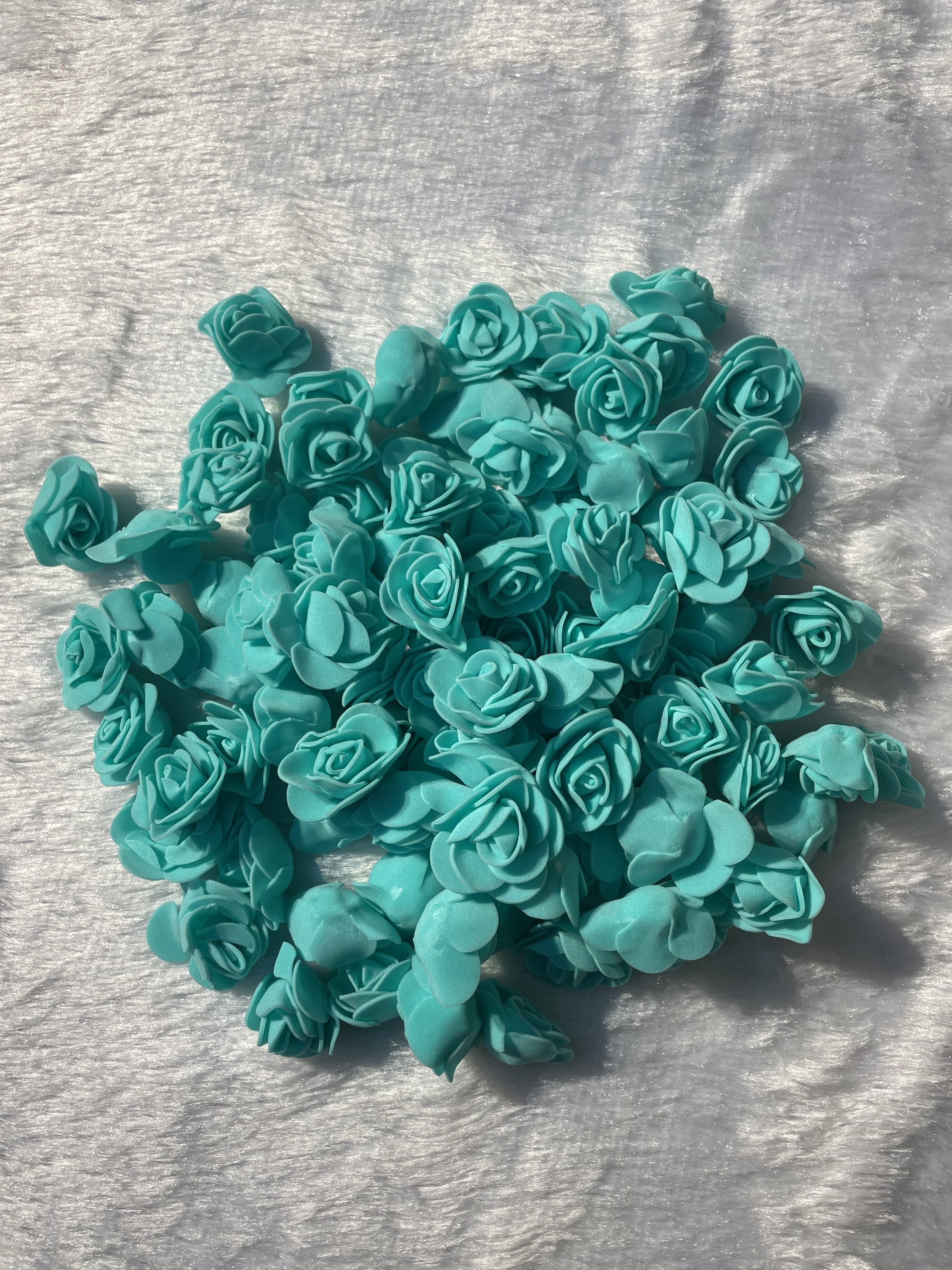 Ocean green foam flower (500 pieces)
Size-3cm