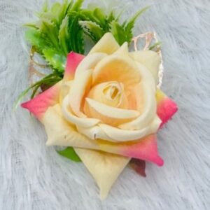 Velvet brouch rose single peice (light orange)